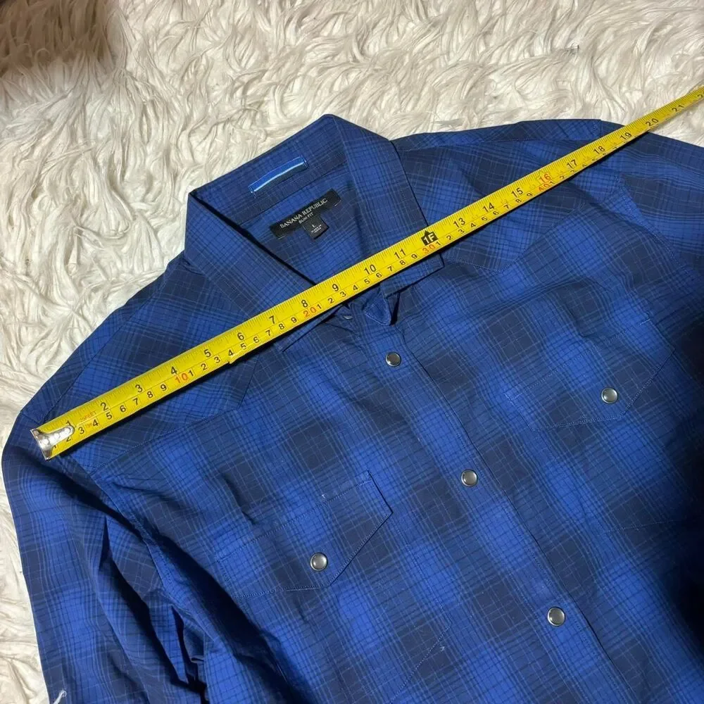 Banana-republic Men's Blue and Navy Shirt